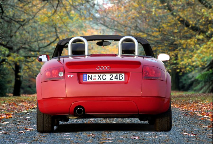  Audi TT Roadster (8N) 2003 года  (AU) (фото 5 из 6)
